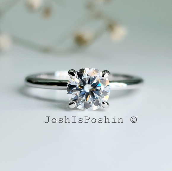 1CTW Moissanite solitaire engagement ring in sterling silver